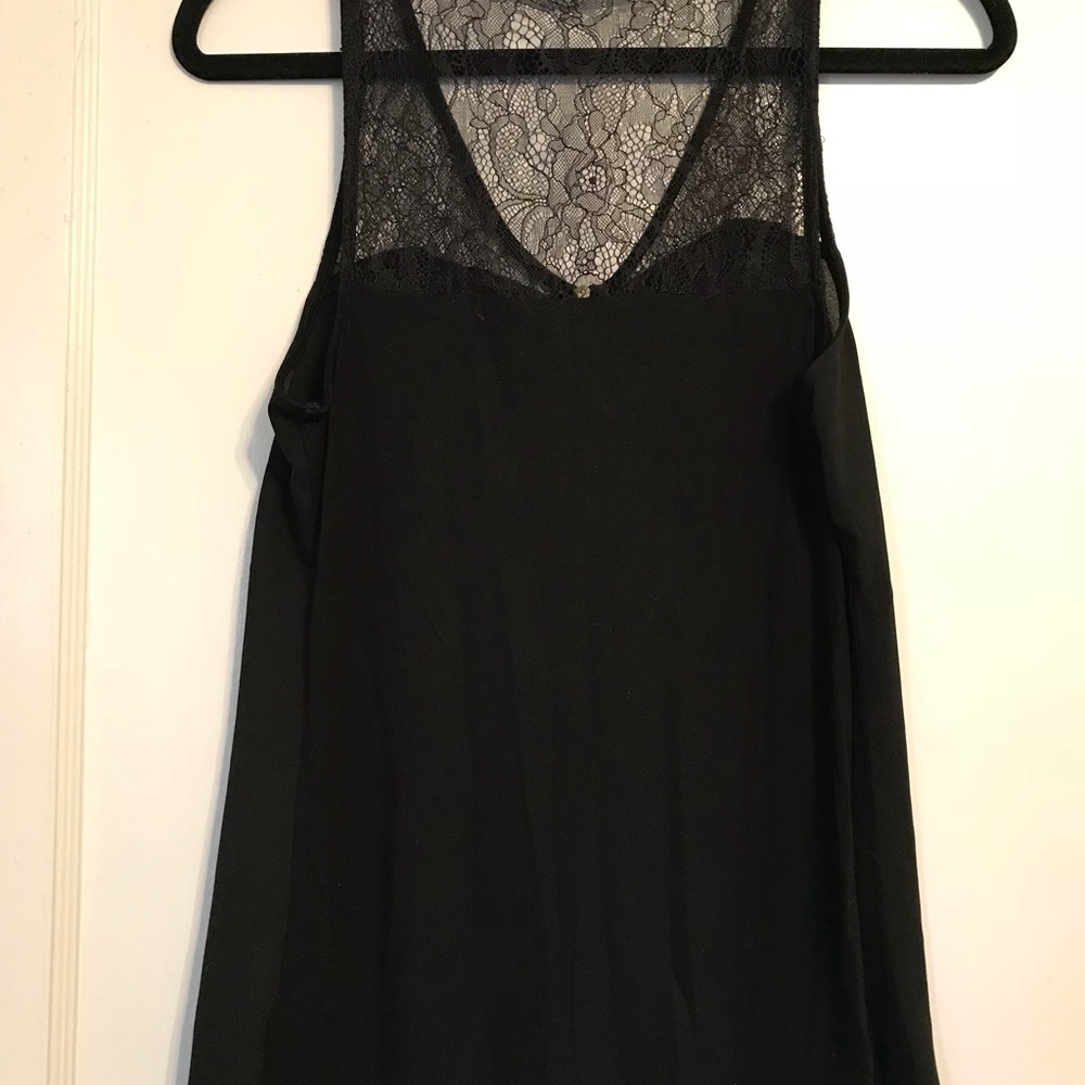 Express Sleeveless Zipper Lace Blouse